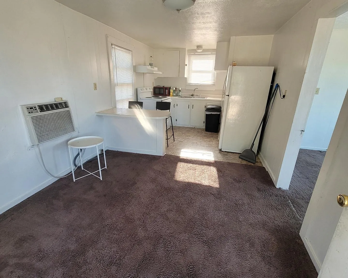 1 bed, 600 sqft, $650 — Photo 2