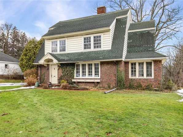 138 Maplewood Ave, Spencerport, NY 14559