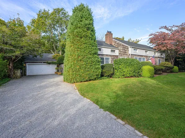 59 Leland Ln, Southampton, NY 11968
