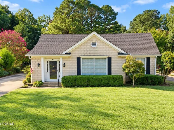 621 Summers Dr, Dyersburg, TN 38024