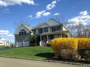 1018 Rolling Rdg, New Windsor, NY