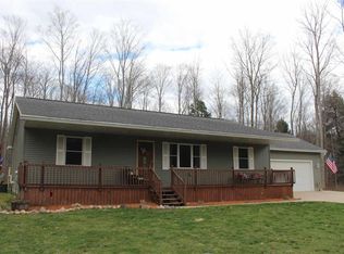 2113 S 33rd Rd, Cadillac, MI 49601