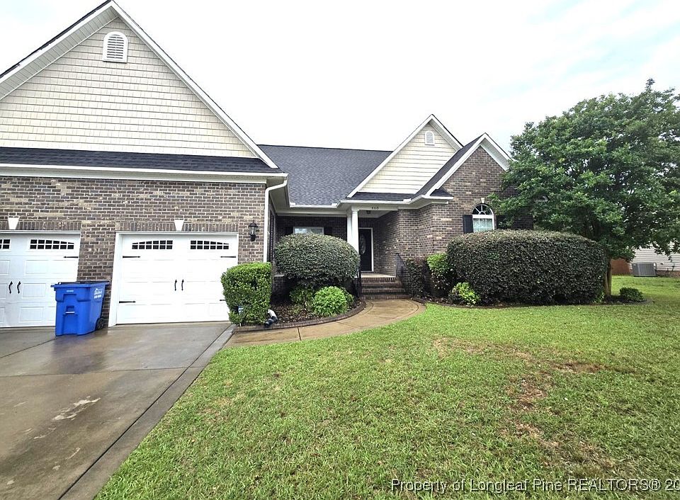 1st image of 468 Oakridge Dr