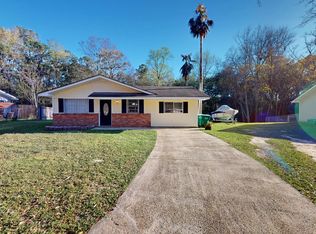 120 Barbara Cir, Ocean Springs, MS 39564