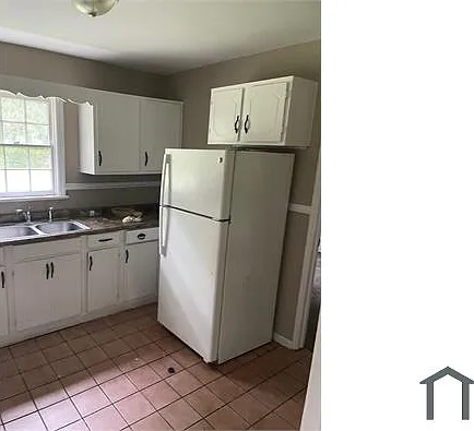 3 bed, $1,100 — Photo 2