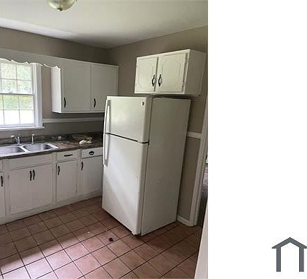 2nd image of 2364 N Octavia Dr