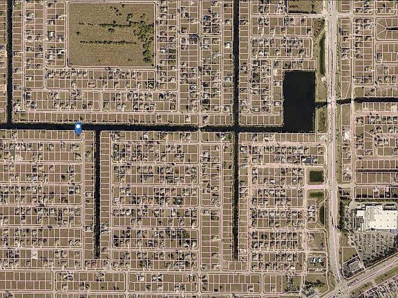 3rd image of 1011 NE 11th Ter