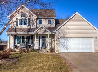 2548 NW 157th St, Clive, IA 50325