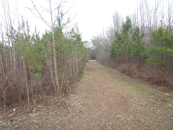 2nd image of Pearces Rd