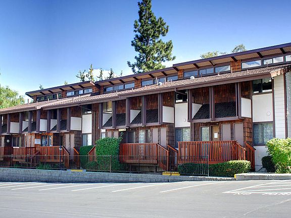 5th image of 861 Thrush Dr APT 13