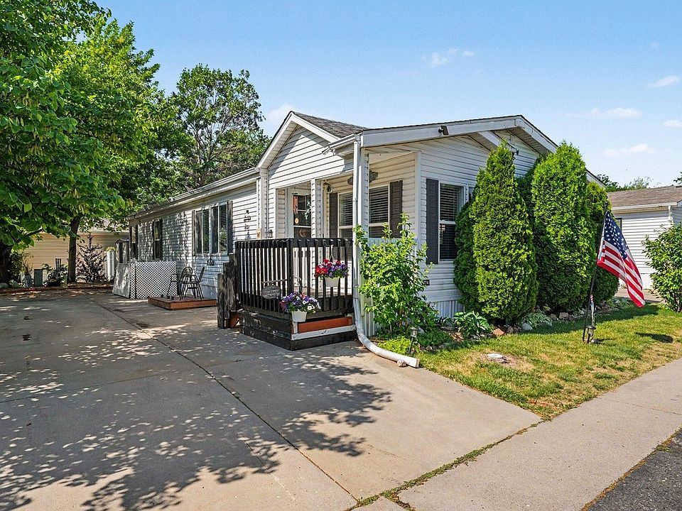 1st image of 1774 Garnet St #129