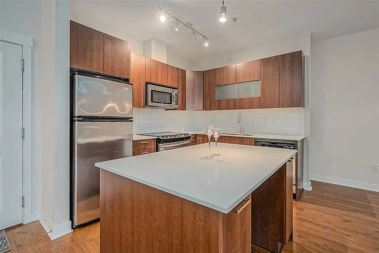 102a Ave, Surrey — Photo 1