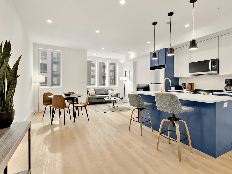 1630 K St NE #3