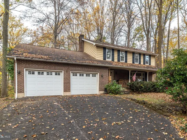 4675 E Mill Hill Rd, East Greenville, PA 18041