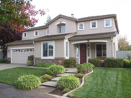 1st image of 272 Waterfield Dr
