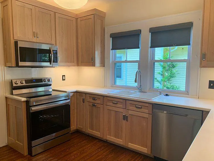 705 S Park Ave — Photo 8