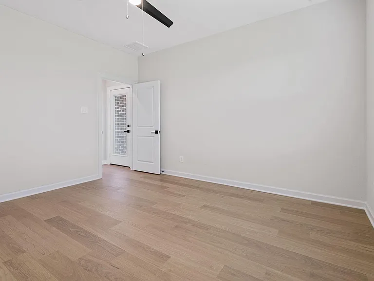 1119 Campside Dr — Photo 14