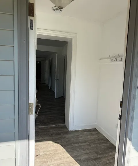Front entry Foyer