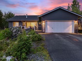 8600 E Greenwich Cir, Palmer, AK 99645