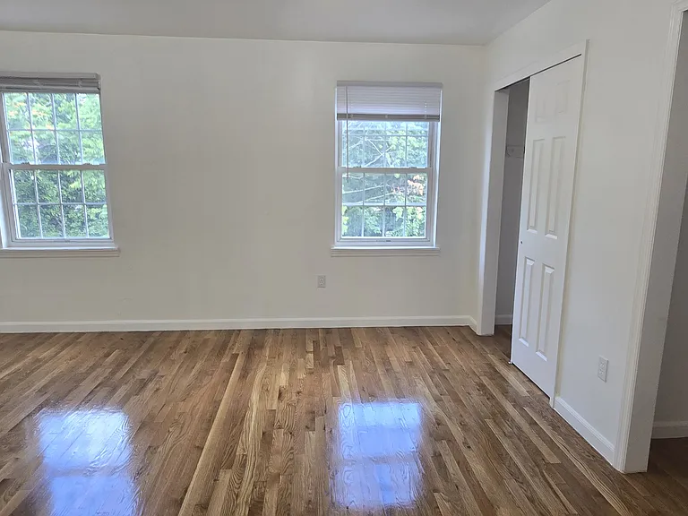 12 Bergen Ave #2 — Photo 6