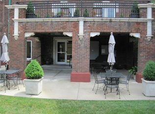 5401 Brookside Blvd APT 506, Kansas City, MO 64112