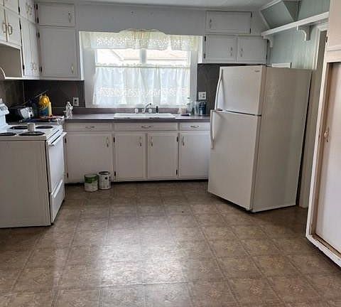 5th image of 138 Newhard St