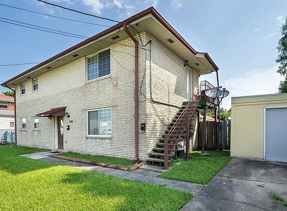 2nd image of 1647 Caton Ct