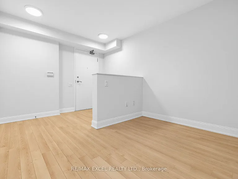 2191 Yonge St #1805 — Photo 5