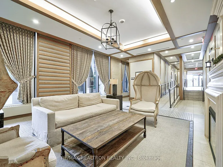 830 Lawrence Ave W #2910 — Photo 2
