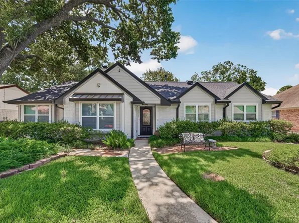 2322 Eaglerock Dr, Houston, TX 77080