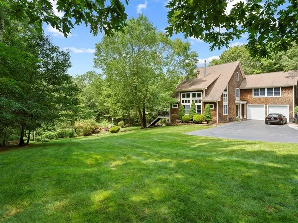 50 Ridge Dr, Exeter, RI 02822