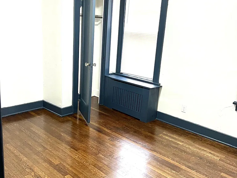 493 Myrtle Ave — Photo 7