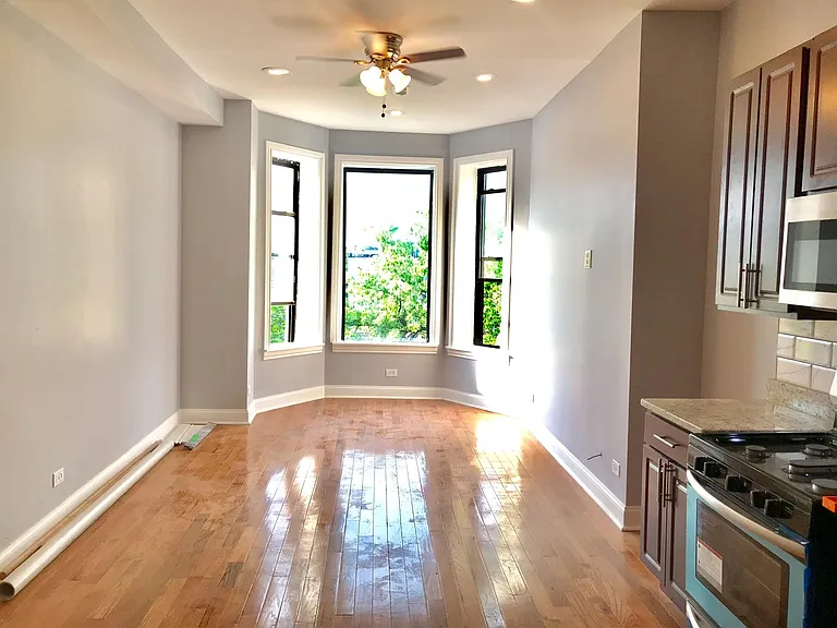 517 E 46th Pl #2 — Photo 12