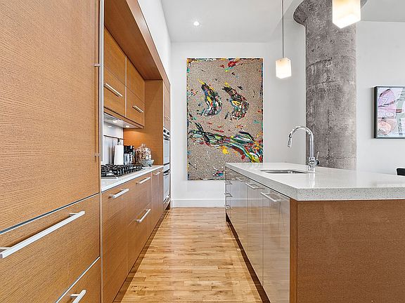 3rd image of 360 Furman St APT 326