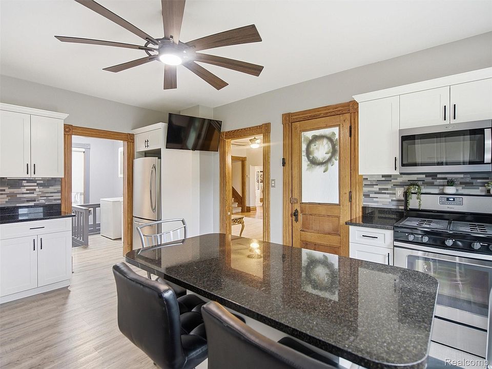 53633 Chesterfield Rd, photo 19