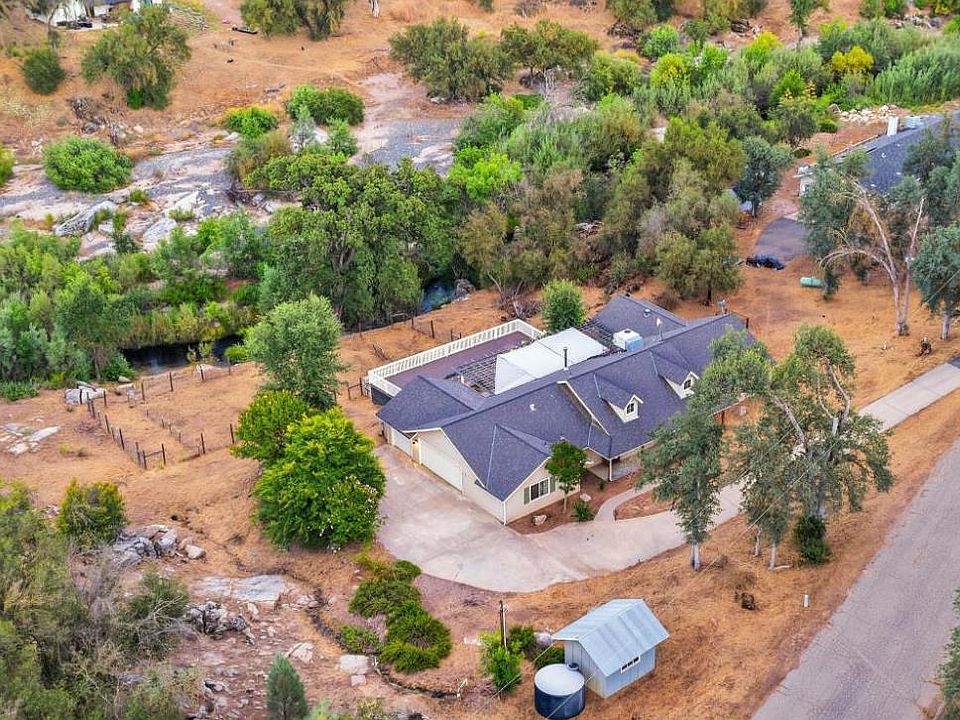 1st image of 33515 River Knolls Ln