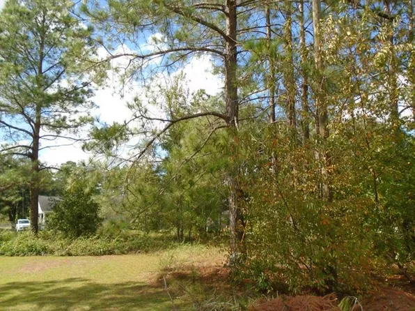 Next To> 405 Coventry Cir, Moultrie, GA 31768