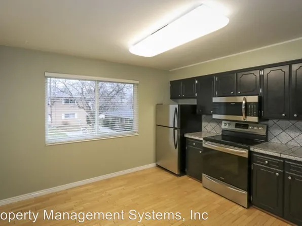 2193 E Carriage Ln APT 32, Holladay, UT 84117