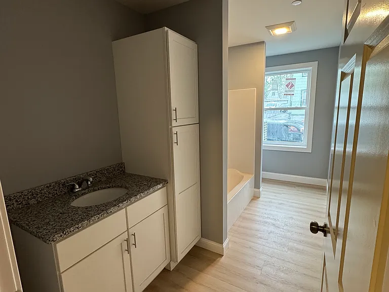 235 Ludlam St #1 — Photo 5
