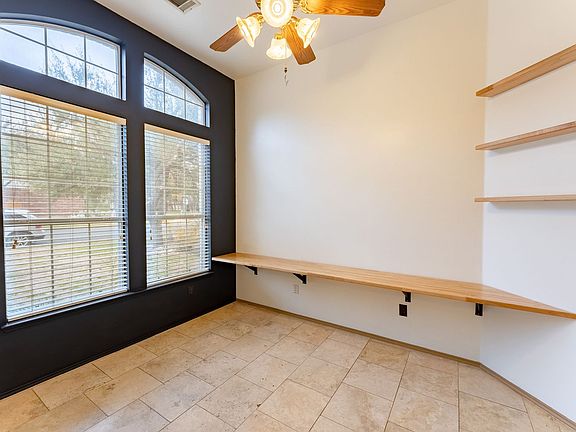 4th image of 2022 Lakeline Oaks Dr
