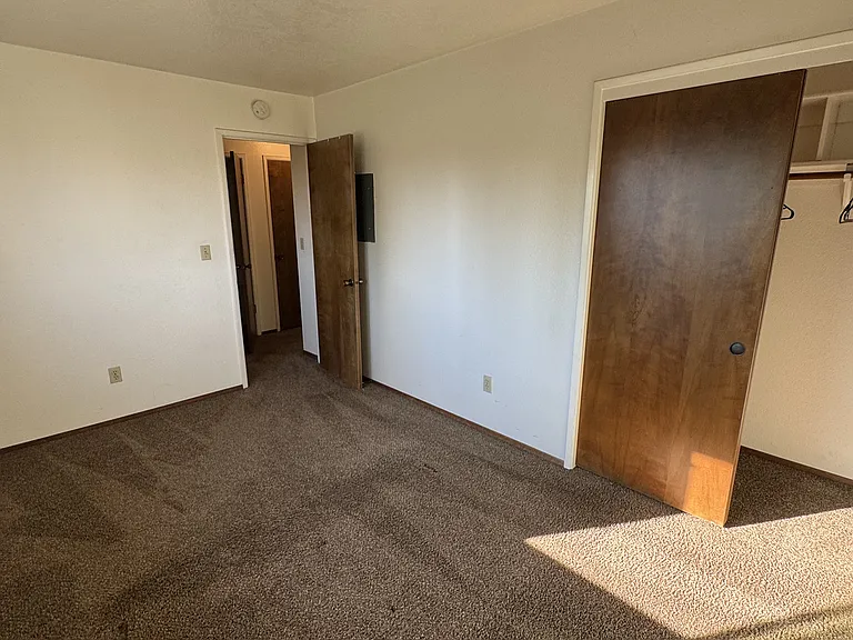 410 Pine St #3 — Photo 10