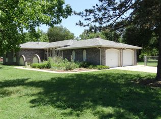 802 N Maize Rd, Wichita, KS 67212