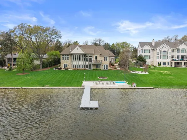 W356N5136 Lakeshore DRIVE, Oconomowoc, WI 53066