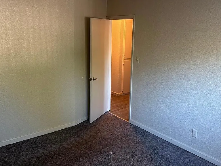 10333 Mills Tower Dr #1 — Photo 7