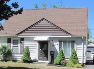 18512 Homeway Rd, Cleveland, OH 44135