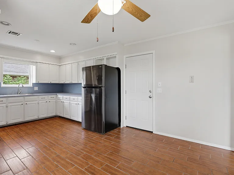 15 Preston Cir — Photo 8