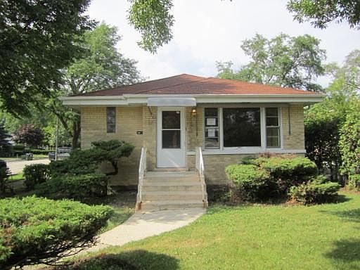 1st image of 4624 W Dempster St
