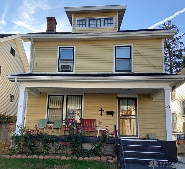 1st image of 34 E Parkwood Dr