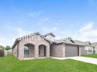 5908 Reynolds St, Bentonville, AR 72713