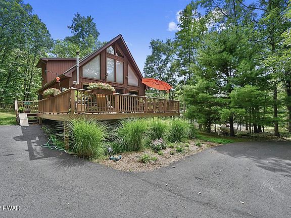 2nd image of 114 Westwood Ln